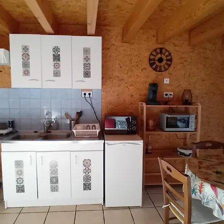 Nyaraló 4 Pers Aulhat-Saint-Privat